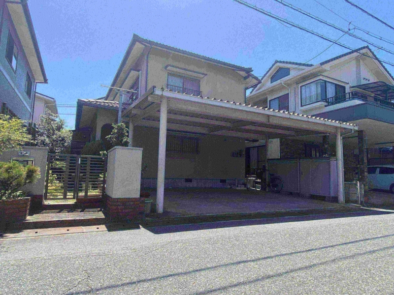 岡山県岡山市南区築港ひかり町