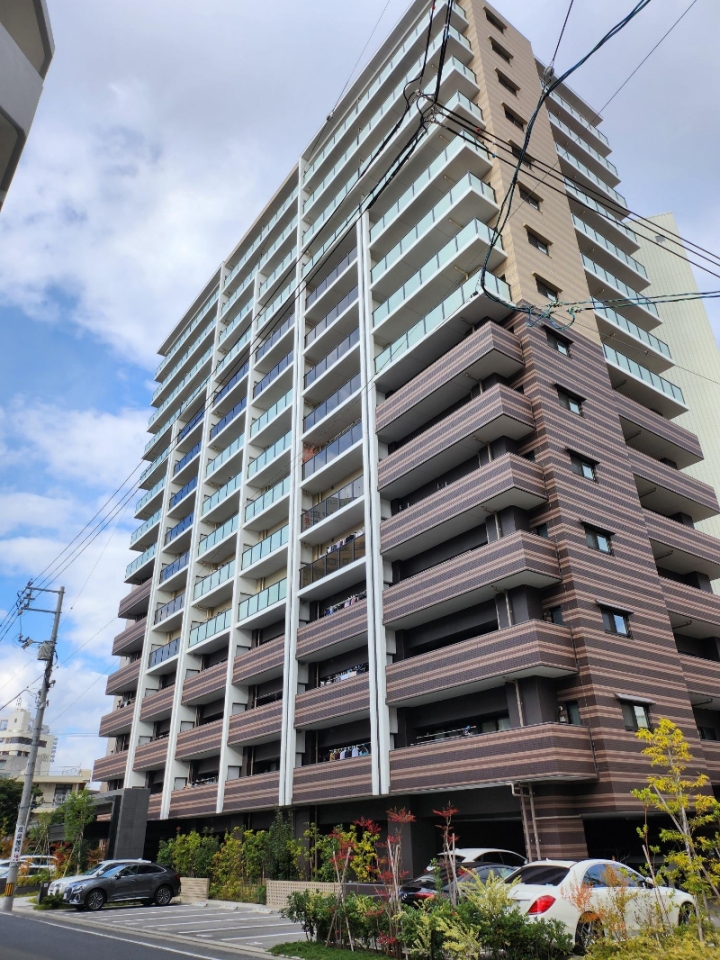 アルファステイツ表町