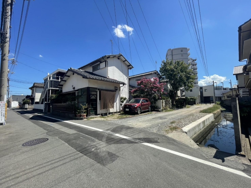 岡山県岡山市北区富田